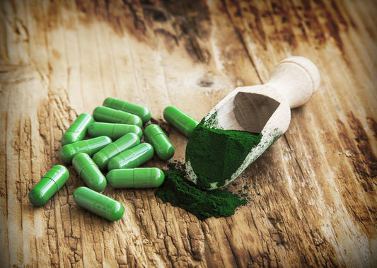 spirulina-capsules-benefits-purayati